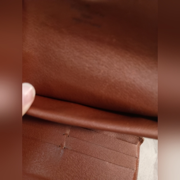 Authentic Louis Vuitton Monogram Canvas Porte Tresor International Wallet - Picture 8 of 12